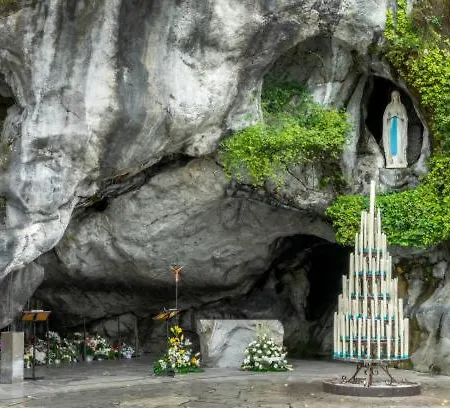 T2 Cosy Proche Gare Et Centre - Parking Gratuit A Proximite Λούρδη