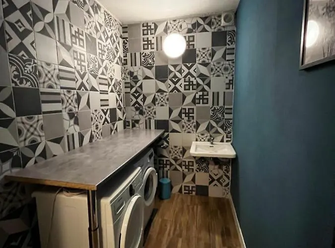 T2 Cosy Proche Gare Et Centre - Parking Gratuit A Proximite * Lourdes