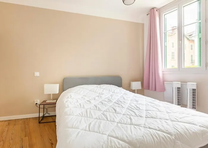 דירה T2 Cosy Proche Gare Et Centre - Parking Gratuit A Proximite לורדה